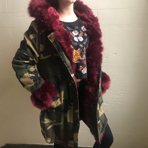 Faux Fur Camo Parka Jacket - Picture 4 of 6